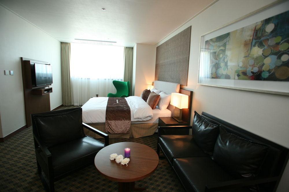 Hyunjin Tourist Hotel Donghae Ngoại thất bức ảnh