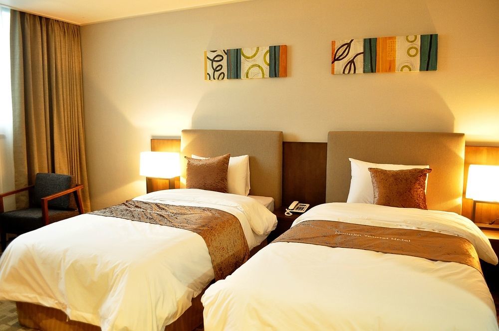 Hyunjin Tourist Hotel Donghae Ngoại thất bức ảnh