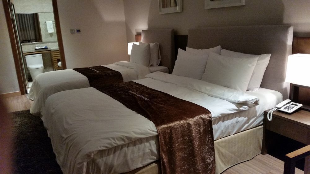 Hyunjin Tourist Hotel Donghae Ngoại thất bức ảnh